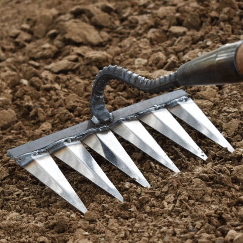 Luxora Versatile Handle Rakes For Lawn with Custom Heads