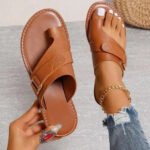 Bequeme Leder-Sandalen für Damen – Unterstützung bei Ballenzeh