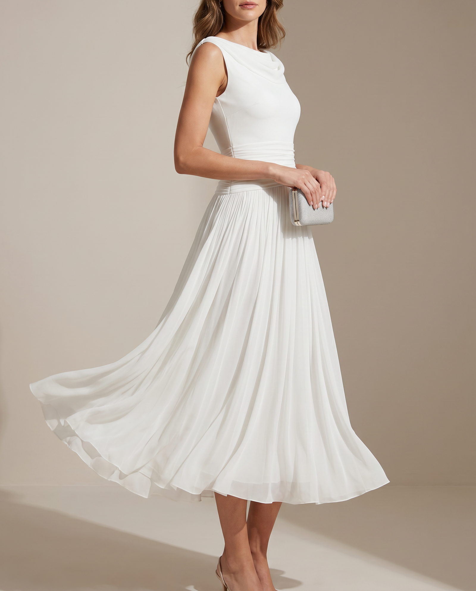 Damenkleid ärmellos, leichter Stoff, figurbetonte Taille – Bild 9