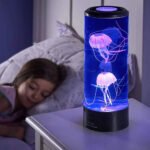 Quallenlampe mit 5 Farbwechselmodi, USB-Betrieb für Ruhe