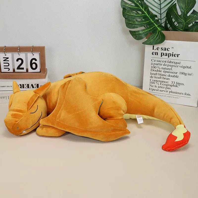 Pokémon Kuscheltier Charizard schlafend weich 50 cm – Bild 3